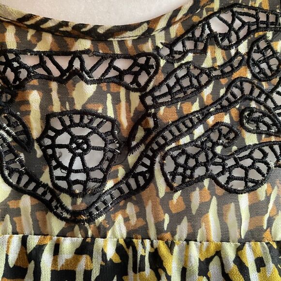 Green, Black and Tan Tunic size PXL 16 Coldwater Creek - Picture 4 of 6